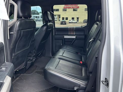 Used 2019 Ford F150 Lariat AWD/4WD image 7