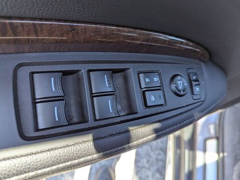 Used 2020 Acura MDX FWD image 17