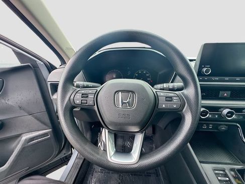 Used 2024 Honda CR-V EX image 14