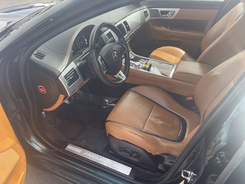 Used 2015 Jaguar XF Portfolio RWD image 16