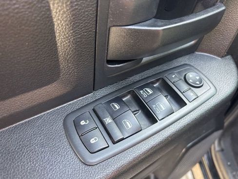 Used 2013 RAM 1500 Express image 12