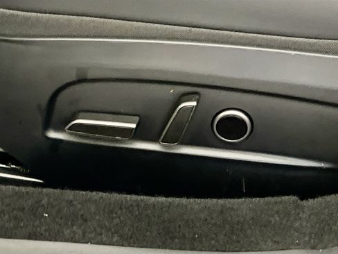Used 2025 Tesla Model 3 Long Range RWD image 15