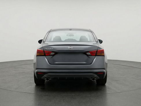 Used 2025 Nissan Altima 2.5 SV image 7