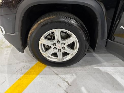 Used 2019 GMC Acadia SLE FWD image 35
