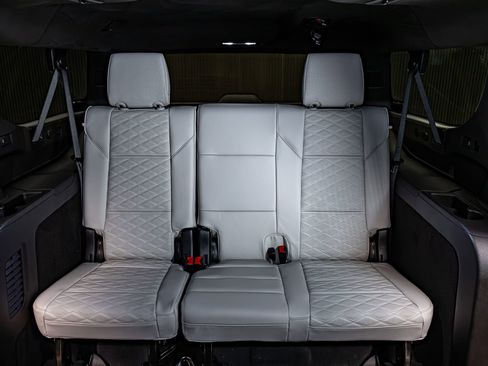 Used 2026 Cadillac Escalade ESV Platinum Sport w/ LPO, ONYX Package image 25