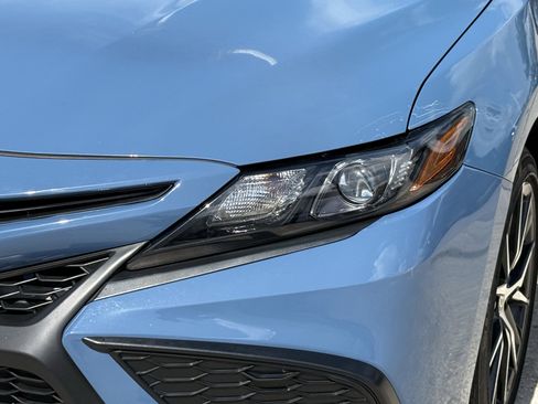 Used 2024 Toyota Camry SE FWD image 12
