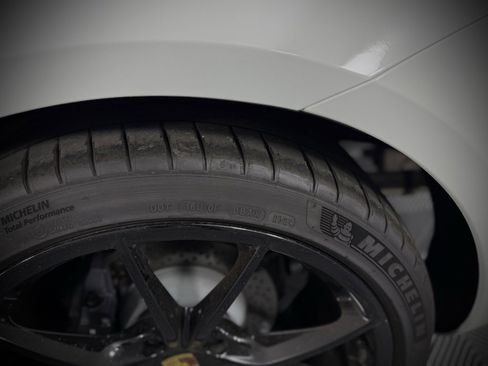 New 2025 Porsche 718 Cayman image 16