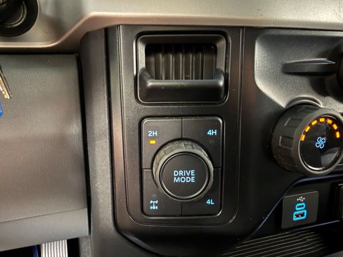 Used 2025 Ford F250 XL w/ STX Appearance Package AWD/4WD image 21
