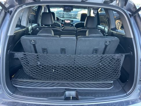 Used 2017 Honda Pilot Touring image 33