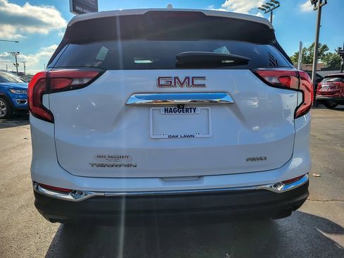Certified 2020 GMC Terrain SLT w/ Preferred Package image 5