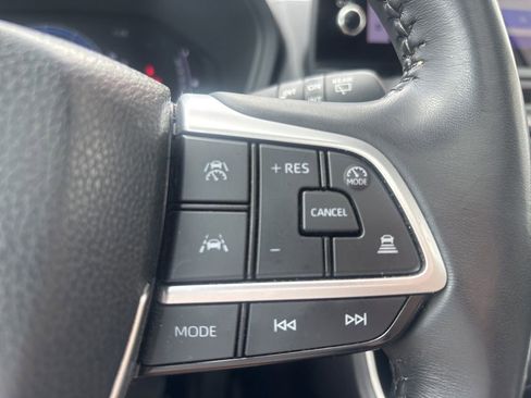 Used 2025 Toyota Grand Highlander FWD image 23