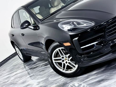 Used 2020 Porsche Macan AWD/4WD image 4