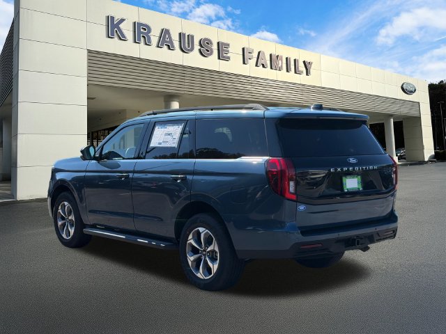 New 2027 Ford Expedition Active RWD image 6
