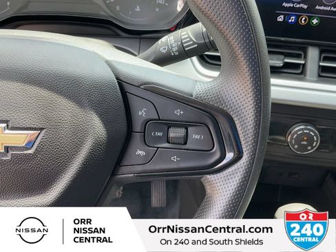 Used 2024 Chevrolet Trax LS FWD image 19