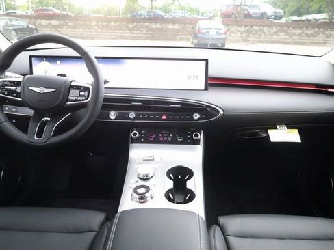 New 2026 Genesis GV70 2.5T Select image 10