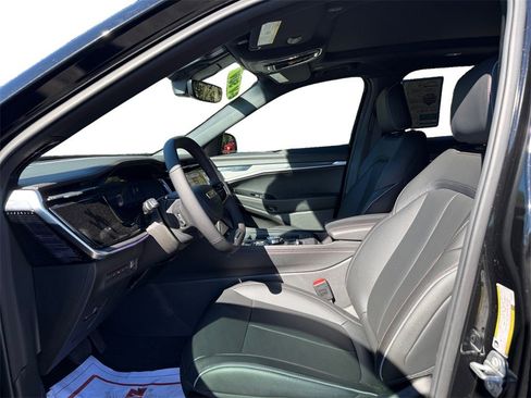 New 2025 Jeep Wagoneer S Limited image 9