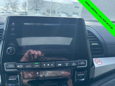 Used 2024 Honda Odyssey EX-L image 24