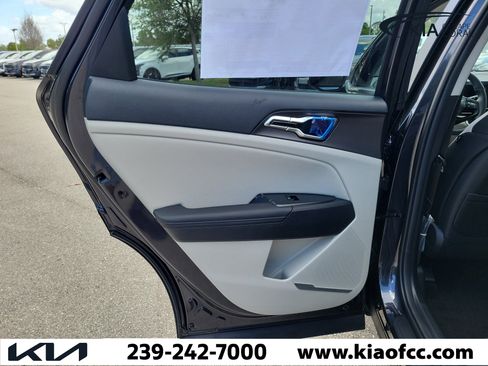 New 2026 Kia Sportage EX image 14
