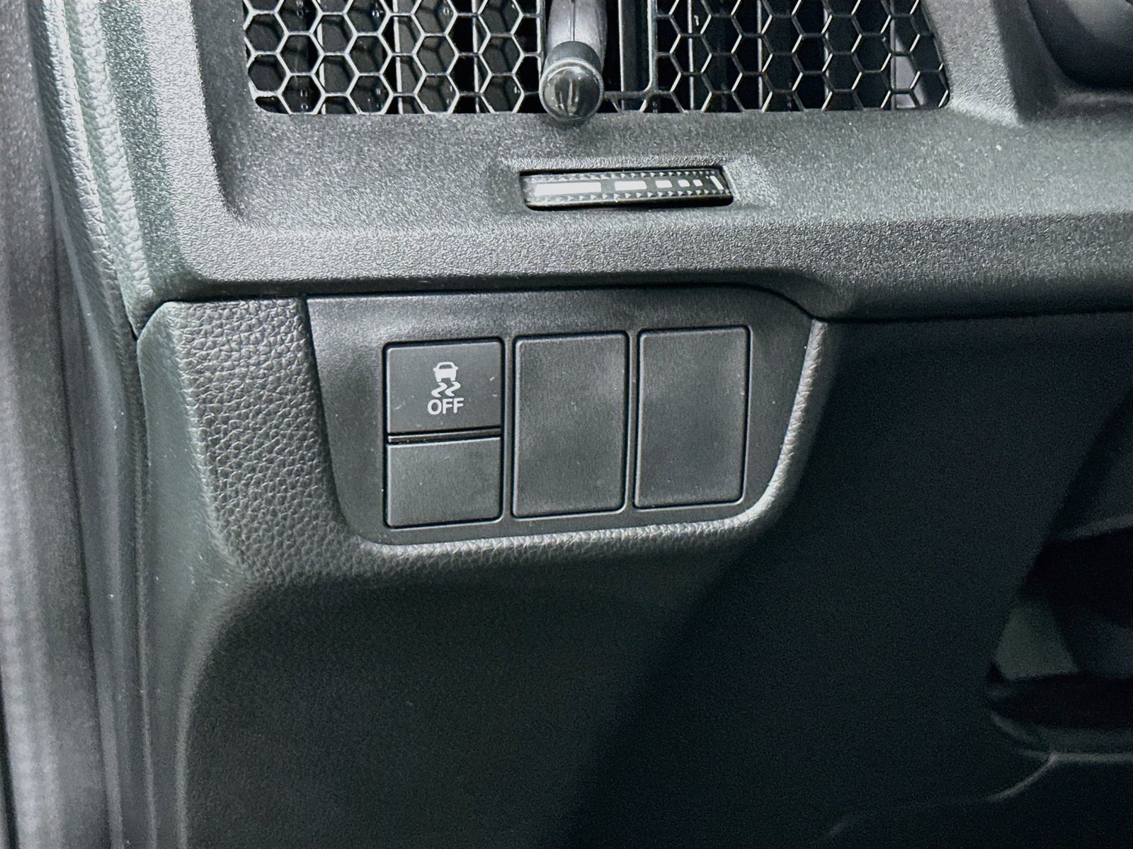 Used 2025 Honda CR-V EX image 10