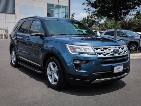 Used 2019 Ford Explorer XLT w/ Equipment Group 201A FWD image 6