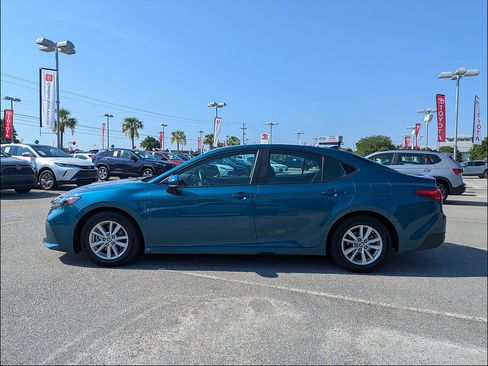 Certified 2025 Toyota Camry LE FWD image 6