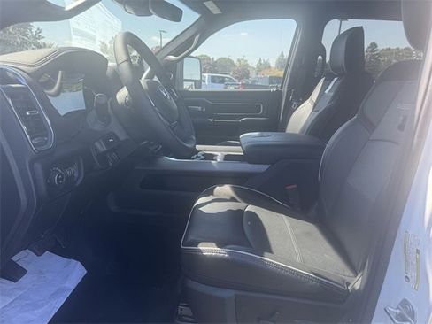 New 2025 RAM 2500 Laramie image 22