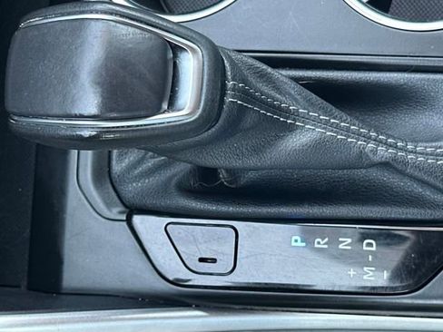 Used 2022 Toyota Highlander XLE image 20