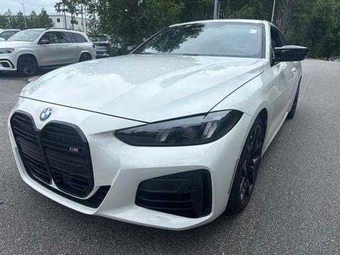 Used 2025 BMW M440i Coupe w/ Premium Package RWD image 1