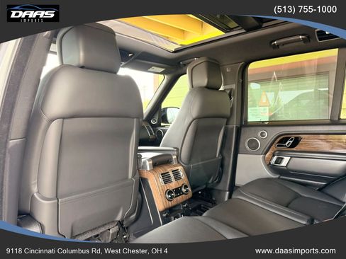 Used 2018 Land Rover Range Rover Supercharged AWD/4WD image 37