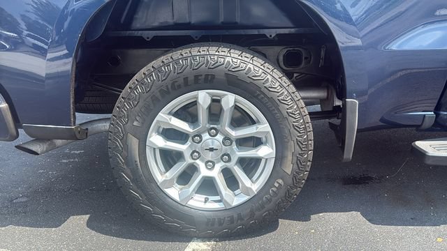 Used 2023 Chevrolet Silverado 1500 RST RWD image 9
