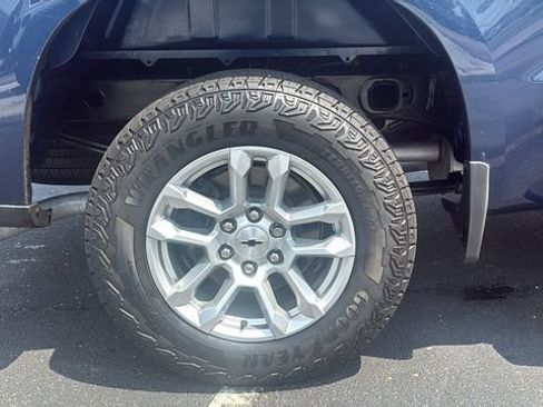Used 2023 Chevrolet Silverado 1500 RST RWD image 9