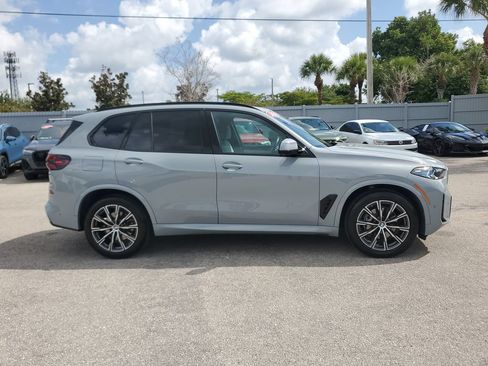 Used 2026 BMW X5 sDrive40i w/ M Sport Package RWD image 4