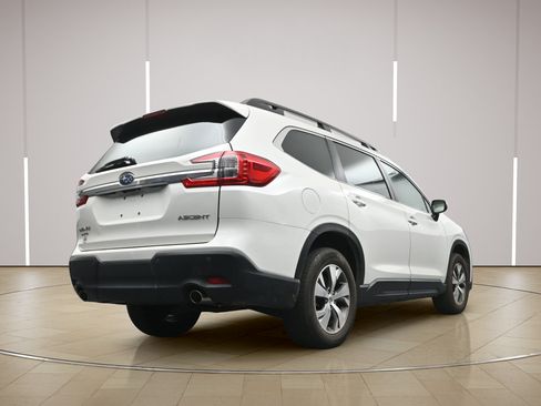 Used 2023 Subaru Ascent Premium w/ Convenience Package AWD/4WD image 25