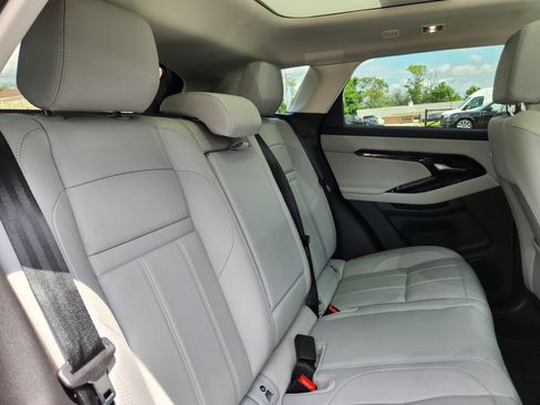 Certified 2025 Land Rover Range Rover Evoque S image 15