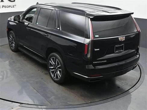 Used 2021 Cadillac Escalade Sport w/ Driver Assist Tech Package image 43