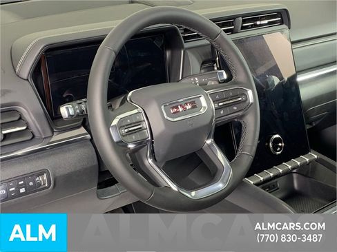 Used 2026 GMC Terrain Elevation w/ Black Edition image 7