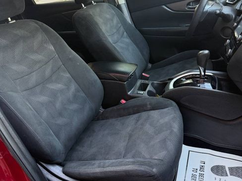 Used 2016 Nissan Rogue SV w/ SV Premium Package FWD image 17