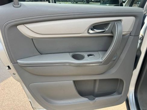 Used 2016 Chevrolet Traverse LS AWD/4WD image 15