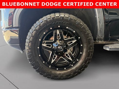 Used 2019 GMC Sierra 1500 Denali w/ Technology Package AWD/4WD image 9