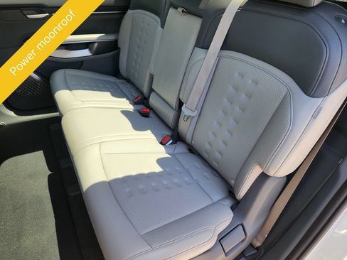 Certified 2024 Kia EV9 Wind AWD/4WD image 15