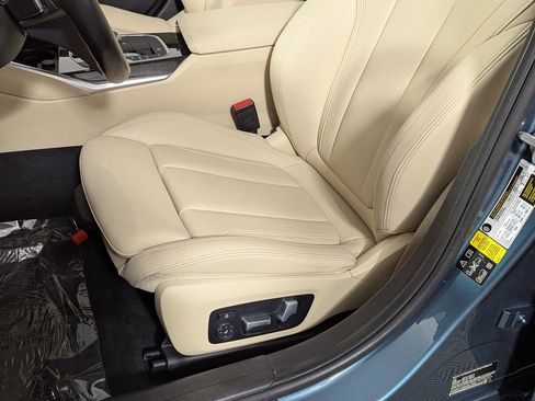 Used 2021 BMW 330i xDrive Sedan w/ Convenience Package image 22