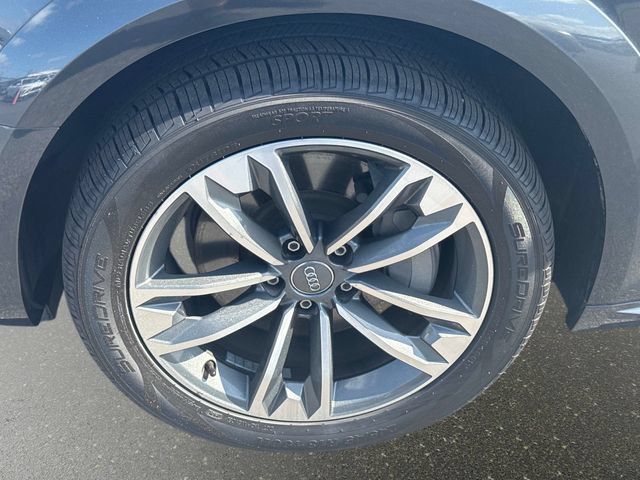 Used 2018 Audi A4 2.0T allroad Premium w/ Convenience Package AWD/4WD image 10