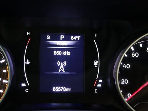 Used 2019 Jeep Compass Latitude image 15