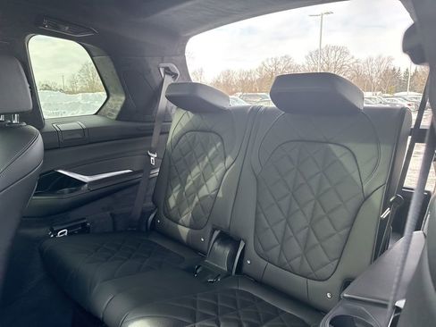 New 2026 BMW X7 xDrive40i w/ M Sport Package image 21