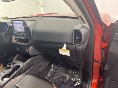 Used 2024 Ford Bronco Sport Outer Banks w/ Tech Package image 20