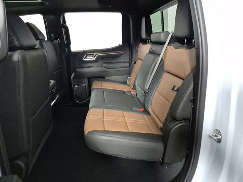 New 2026 Chevrolet Silverado 1500 High Country AWD/4WD image 23