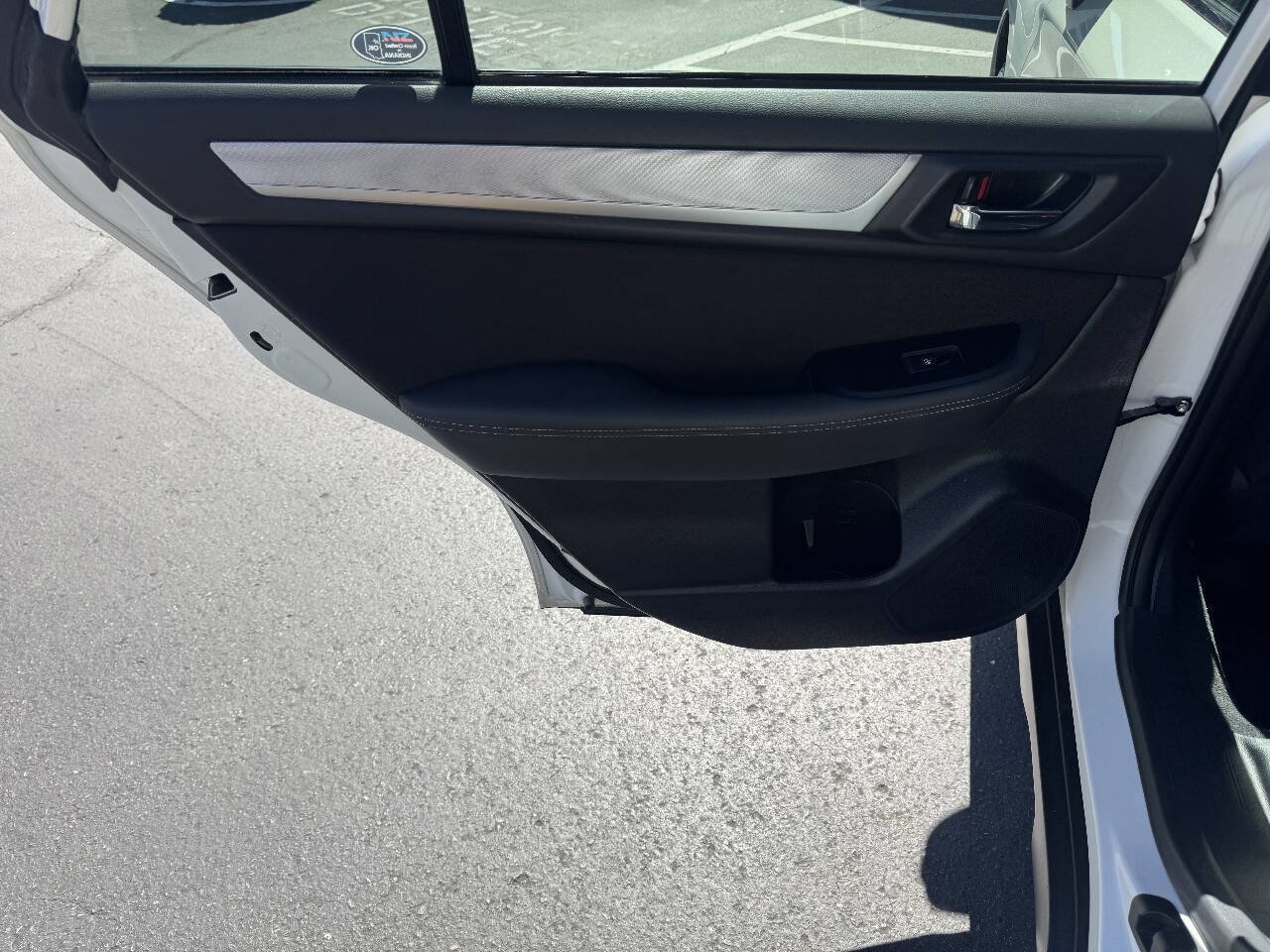 Used 2018 Subaru Outback 2.5i Premium AWD/4WD image 15