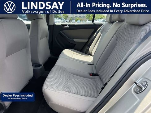 Used 2013 Volkswagen Jetta S FWD image 14