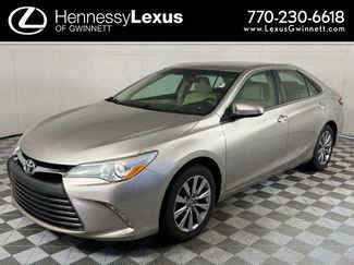 Used 2016 Toyota Camry XLE FWD video 1
