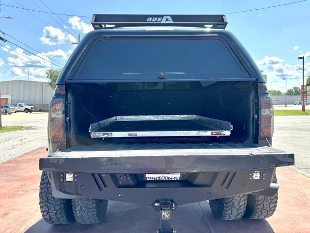 Used 2016 Chevrolet Silverado 3500 High Country w/ Duramax Plus Package AWD/4WD image 8